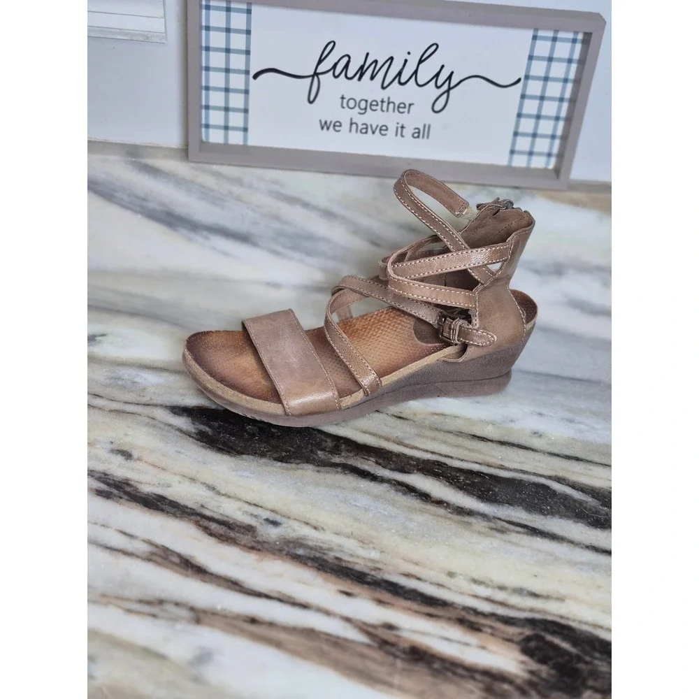 Miz Mooz Womens Leather Strappy Wedge Sandals Tan Brown Low Heel Zipper 39‎ 8.5